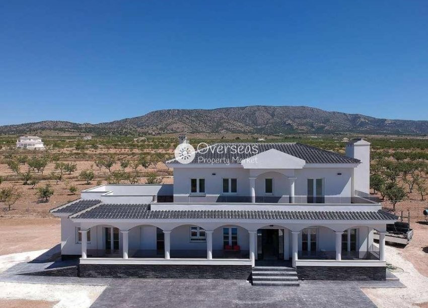 Obra nueva - Villa -
Pinoso