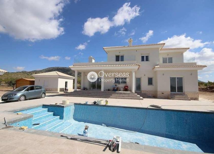 Obra nueva - Villa -
Pinoso