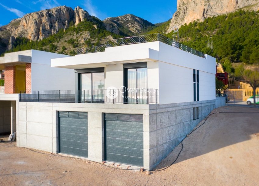 Obra nueva - Villa -
Polop - Urbanizaciones