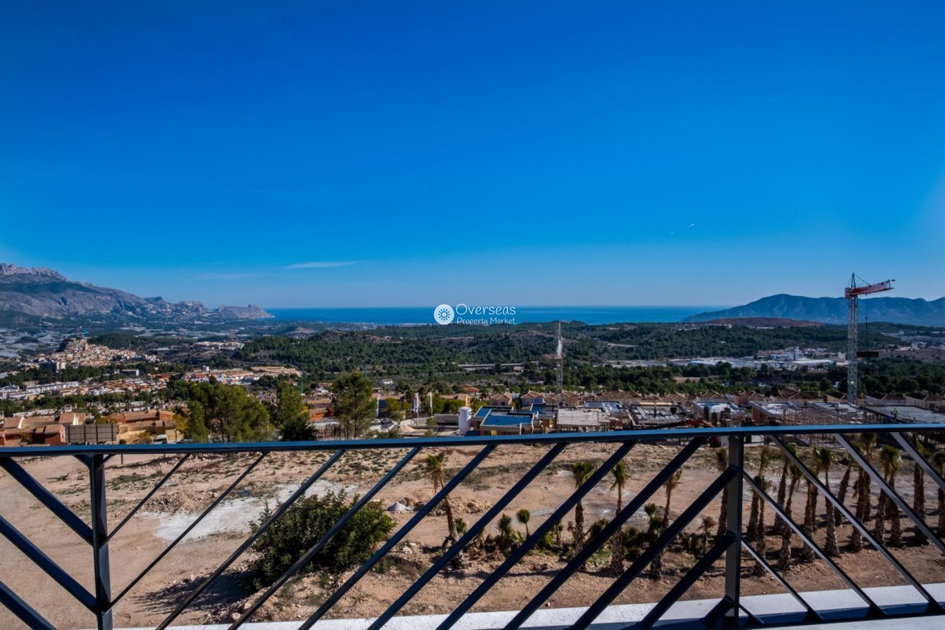 Obra nueva - Villa -
Polop