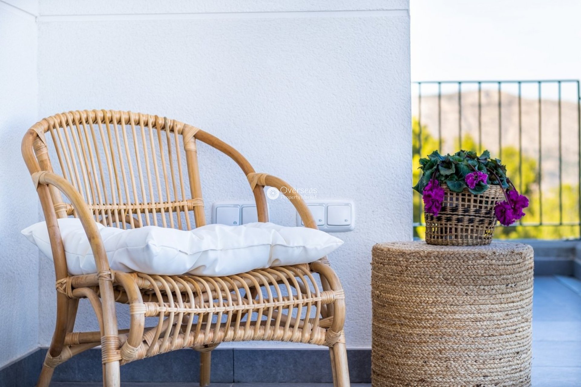 Obra nueva - Villa -
Polop