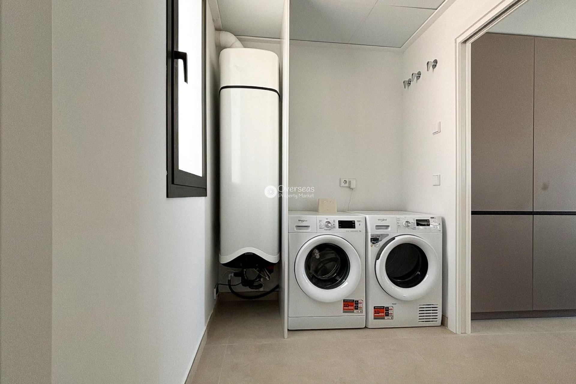 Obra nueva - Villa -
Polop