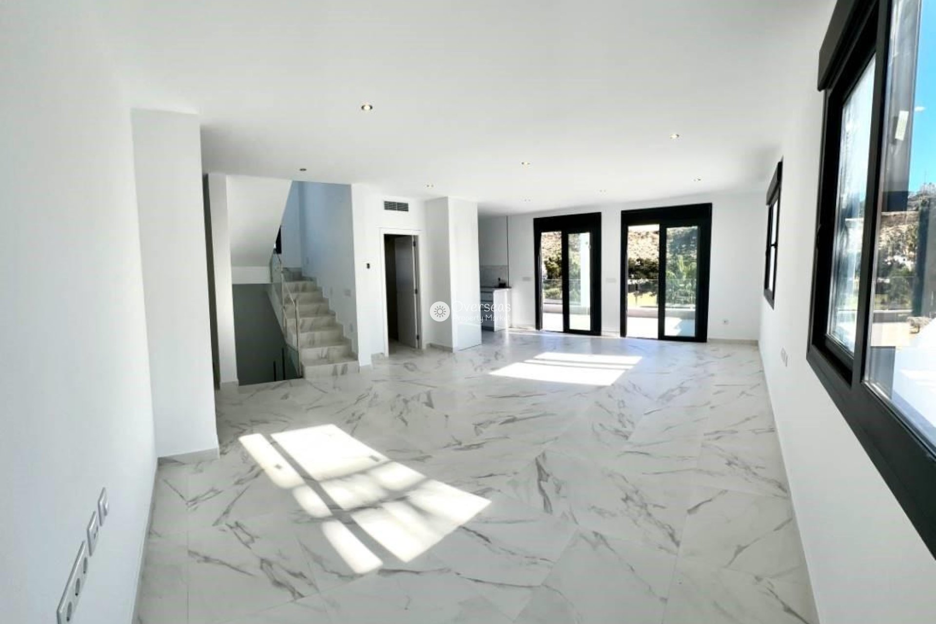 Obra nueva - Villa -
Rojales