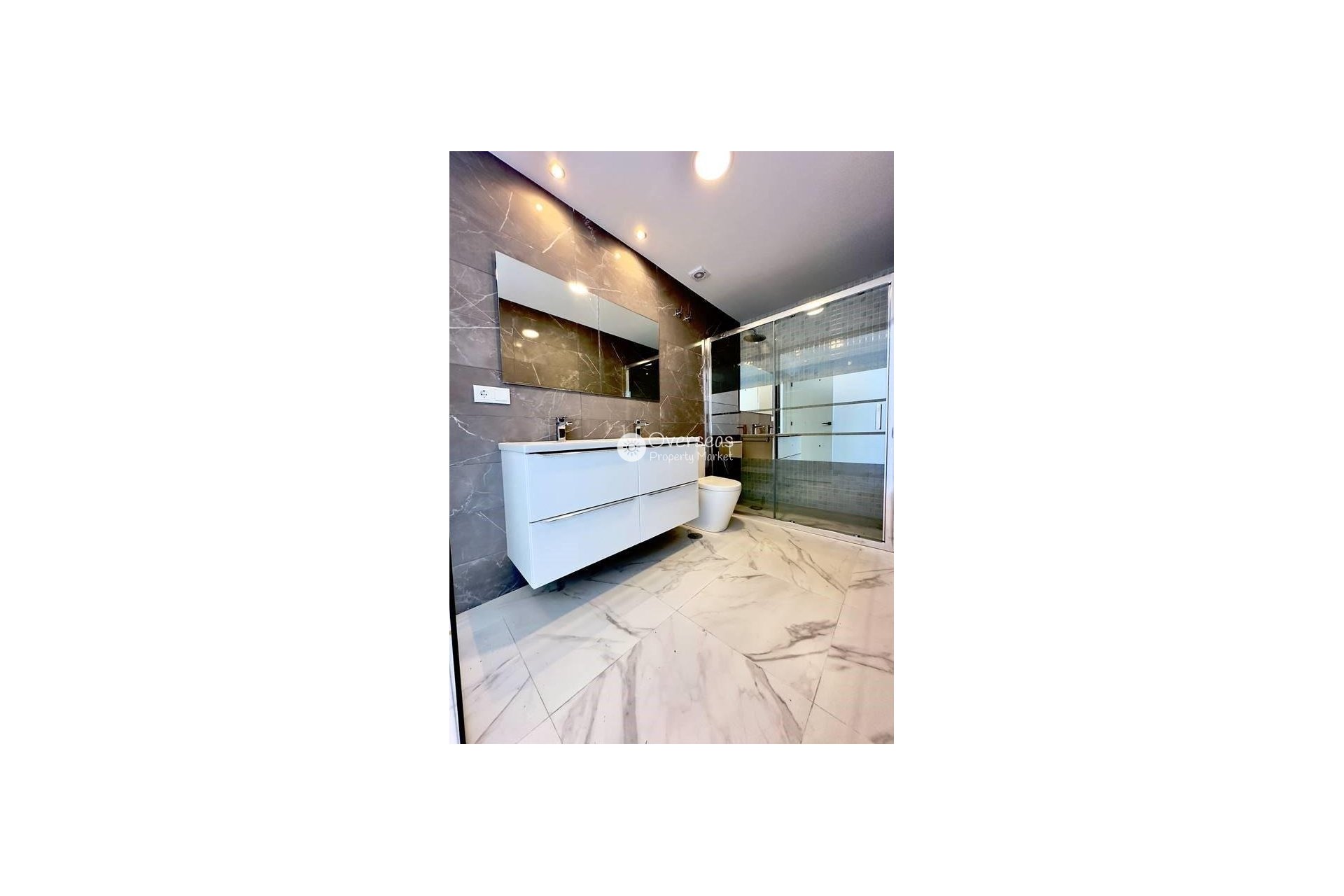 Obra nueva - Villa -
Rojales