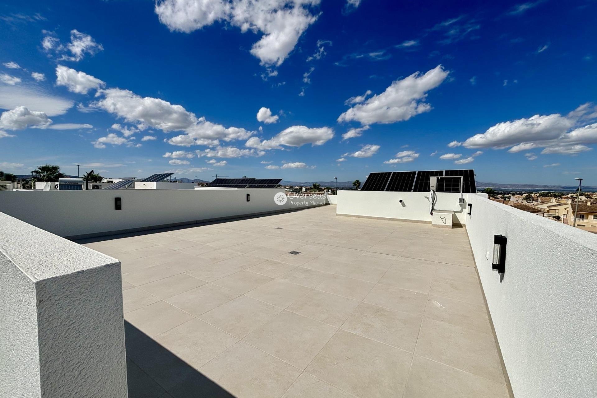 Obra nueva - Villa -
Rojales