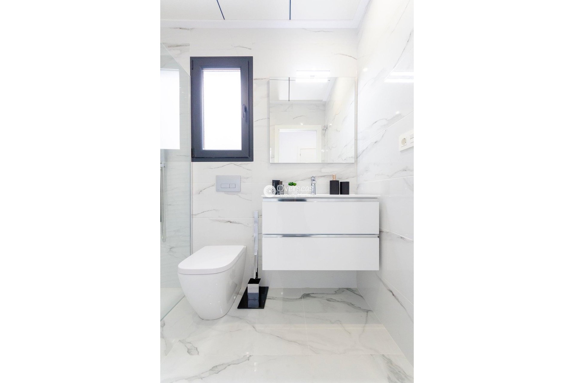 Obra nueva - Villa -
Torrevieja