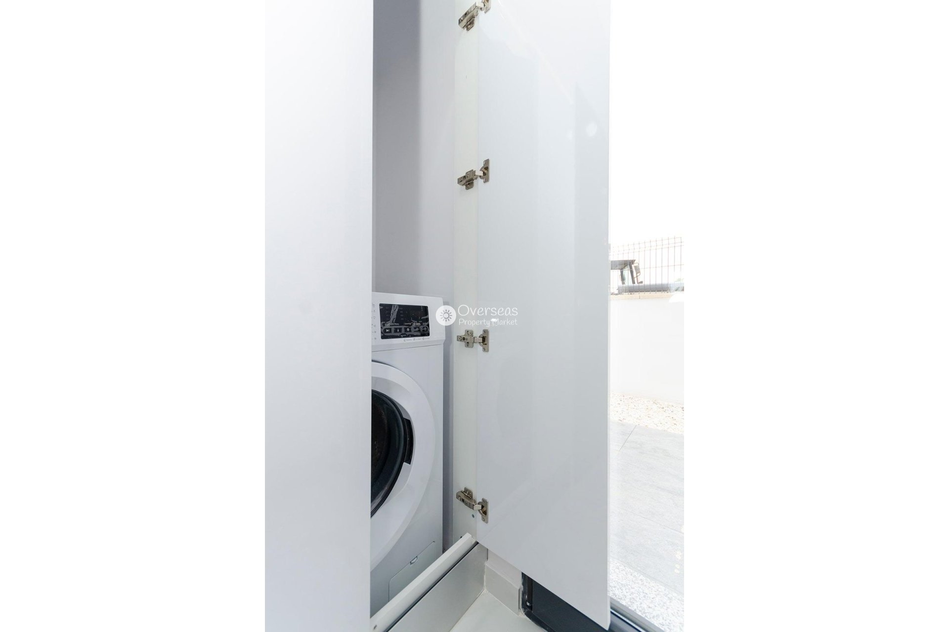 Obra nueva - Villa -
Torrevieja