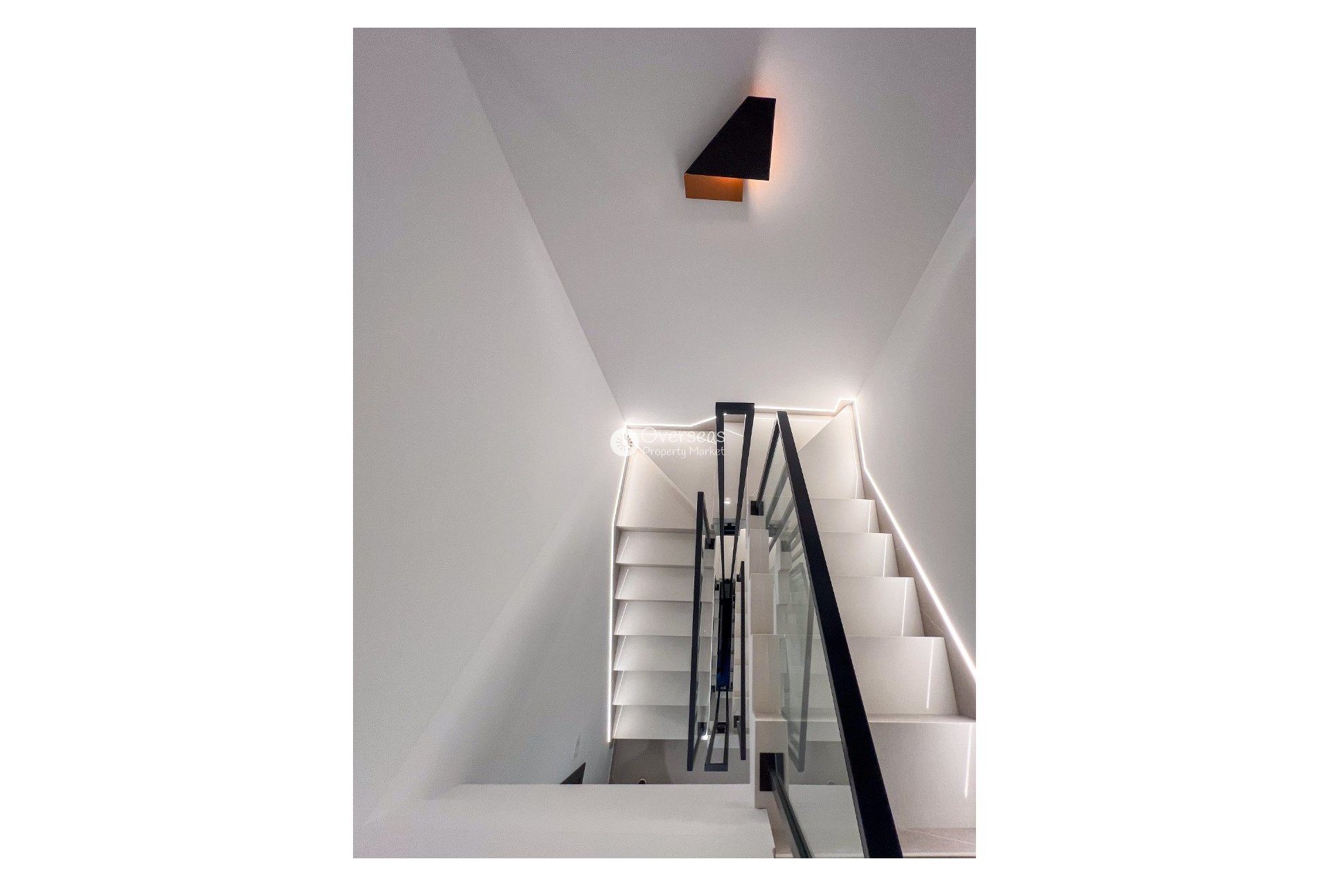 Odsprzedaż - Villa -
Torre Pacheco - Santa Rosalia Lake And Life Resort