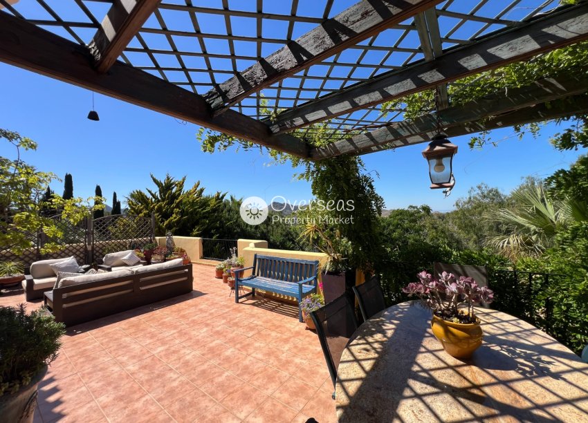 Resale - Villa -
La Manga Club