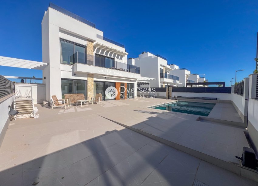 Revente - Villa -
Torre Pacheco - Santa Rosalia Lake And Life Resort