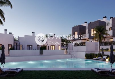 Townhouse - New Build -
                Fuengirola - NB-16257