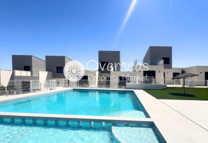 New Build - Townhouse -
Baños y Mendigo - Altaona Golf