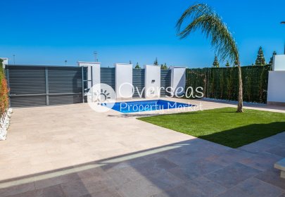 Neue Gebäude - Villa -
Los Alcazares - Torre del Rame