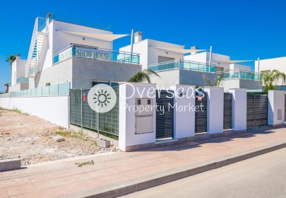 Neue Gebäude - Villa -
Los Alcazares - Torre del Rame