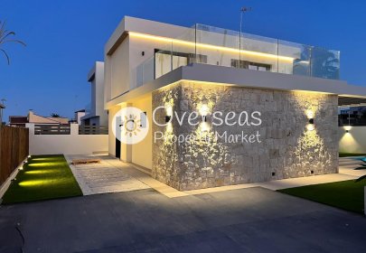 Neue Gebäude - Stadthaus -
Orihuela Costa - Montezenia