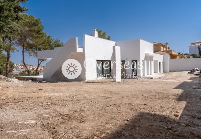 Obra nueva - Villa -
Orihuela Costa - Las Filipinas