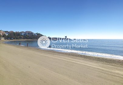 Neue Gebäude - Penthouse -
Casares - Casares Playa