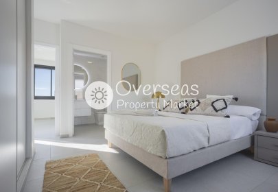 Neue Gebäude - Town House -
Baños y Mendigo - Altaona Golf