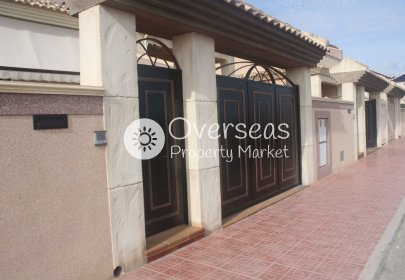 Neue Gebäude - Town House -
Torrevieja - Los Altos