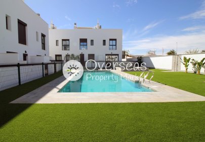 Nowy budynek - Villa -
Pilar de la Horadada - parque Andromeda
