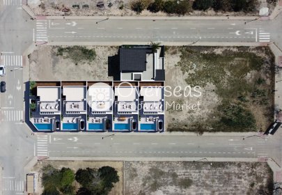 Nowy budynek - Villa -
Dolores - polideportivo