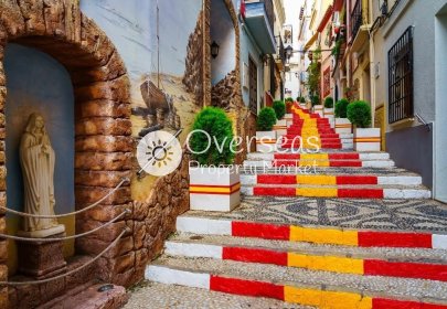 Nowy budynek - Daszek -
Calpe - Playa del Bol