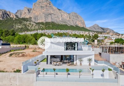 Nouvelle construction - Villa -
Polop