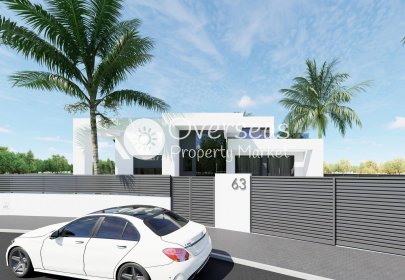 Obra nueva - Villa -
Los Alcazares