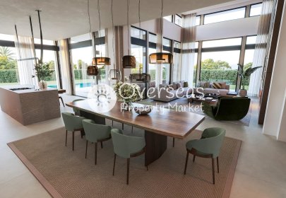 Obra nueva - Villa -
Marbella