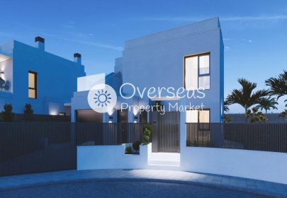 Obra nueva - Villa -
Los Alcazares