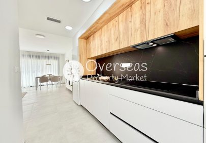 Obra nueva - Adosado -
Cox