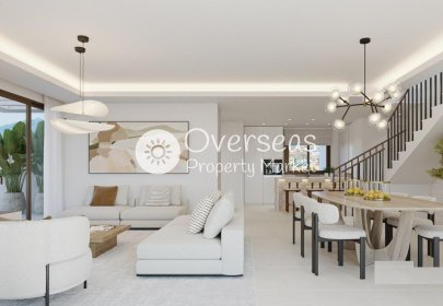 Nowy budynek - Daszek -
Estepona