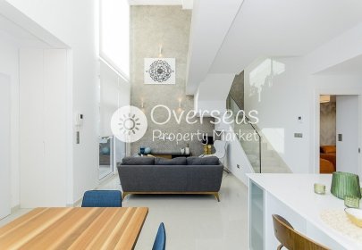 Nowy budynek - Villa -
Vera