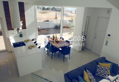 Nowy budynek - Villa -
Vera