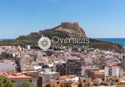 Nowy budynek - Ground floor apartment -
Alicante