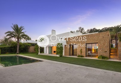 Nouvelle construction - Villa -
Casares