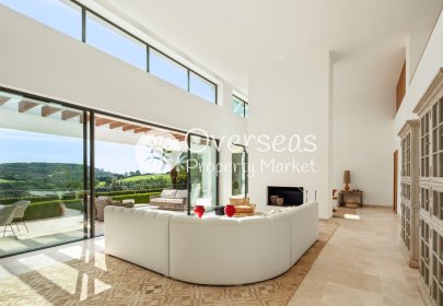 Nowy budynek - Villa -
Casares