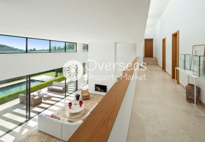 Nowy budynek - Villa -
Casares