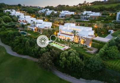 Nowy budynek - Villa -
Casares