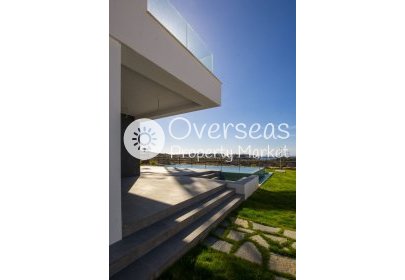 Obra nueva - Villa -
Málaga