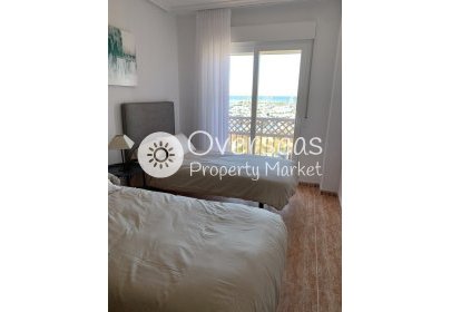 Obra nueva - Apartamento / piso -
La Manga del Mar Menor