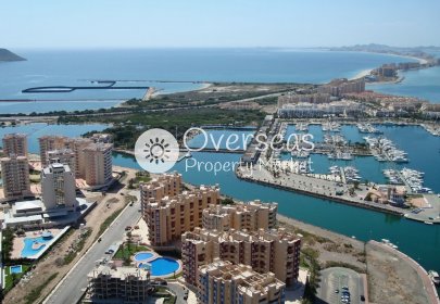Obra nueva - Apartamento / piso -
La Manga del Mar Menor