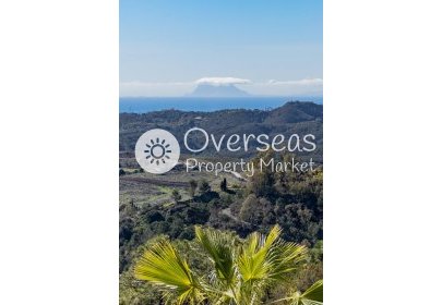 Obra nueva - Ático -
Benahavís