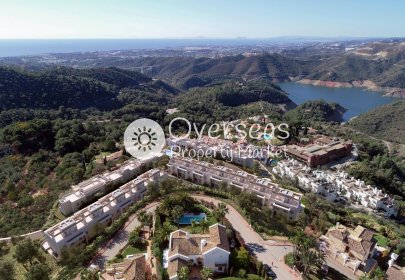 Obra nueva - Ático -
Istán