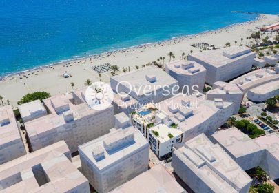 Obra nueva - Apartamento / piso -
Estepona
