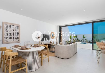 Obra nueva - Adosado -
Los Alcazares