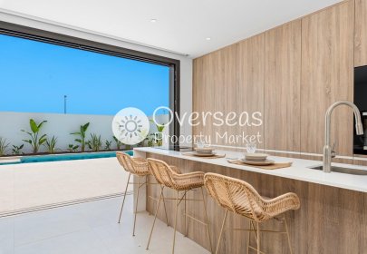 Obra nueva - Adosado -
Los Alcazares