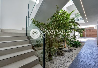 Obra nueva - Villa -
Finestrat
