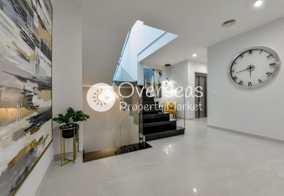 Obra nueva - Villa -
Finestrat