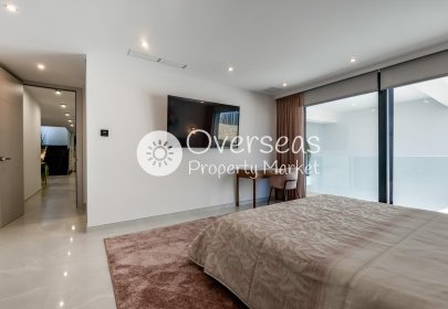 Obra nueva - Villa -
Finestrat